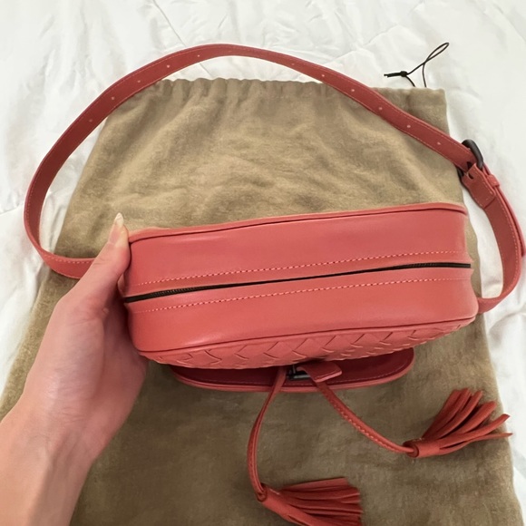 BOTTEGA VENETA WAIST BAG - Picture 9 of 10